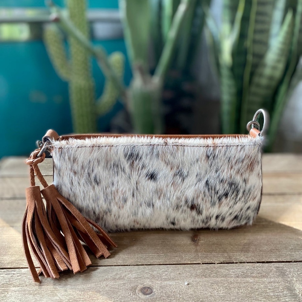 Carchfly Studio Cowhide Bag - Picture 3 of 10